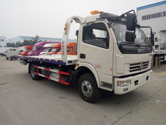 东风多利卡一拖二清障车(黄牌)