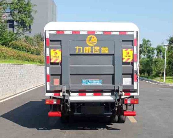 东风CL5040XTYBEV纯电动密闭式桶装垃圾车