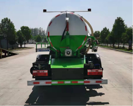 东风CL5090GXWBEV型纯电动吸污车