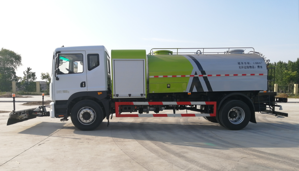 东风CL5180GQXBEV纯电动清洗车
