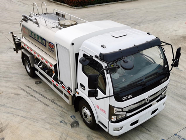 东风CL5093GSSBEV型纯电动洒水车