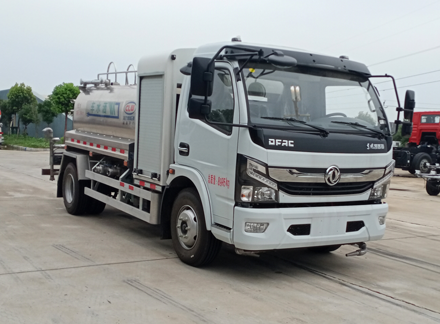 东风CL5093GSSBEV型纯电动洒水车