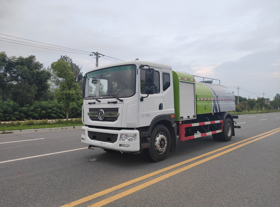 东风CL5181GSSBEV型纯电动洒水车