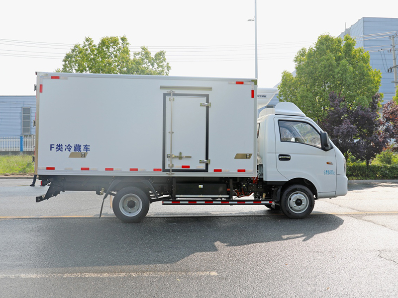 吉利 锋锐V5E纯电动冷藏车