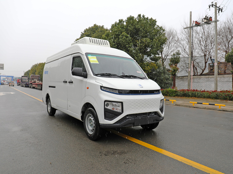 吉利V6EP高顶纯电的面包冷藏车